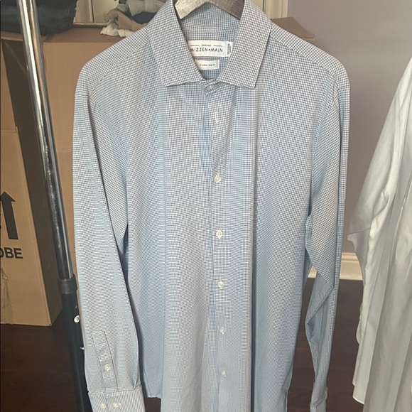 Mizzen+Main Blue Checkered Dress Shirt - Picture 2 of 6